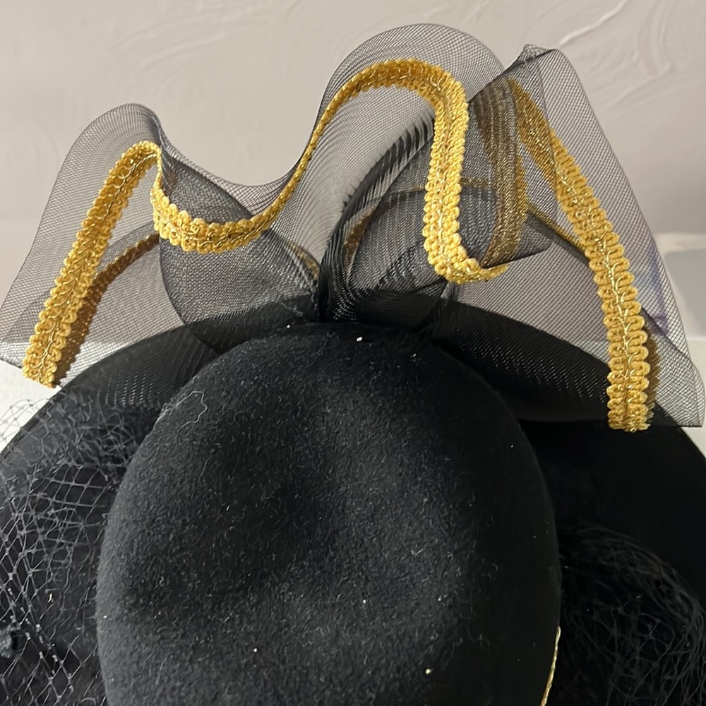 Black hat - Picture 2 of 4